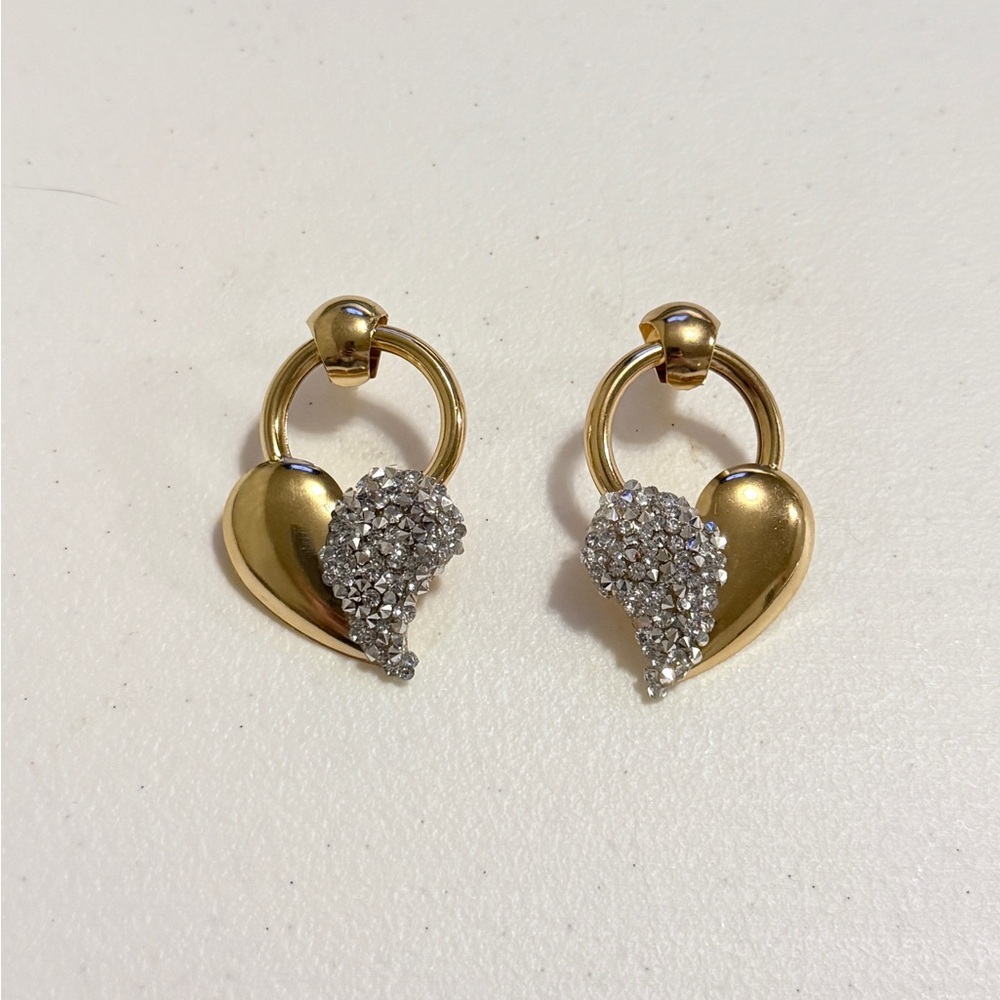 ⚜️ Elegant Gold and Silver Heart Earrings - Picture 7 of 7